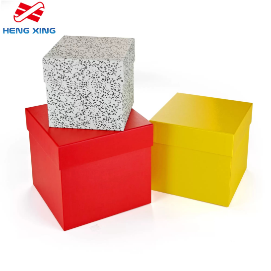 Fabrik für Deckel- und Bodenkartons