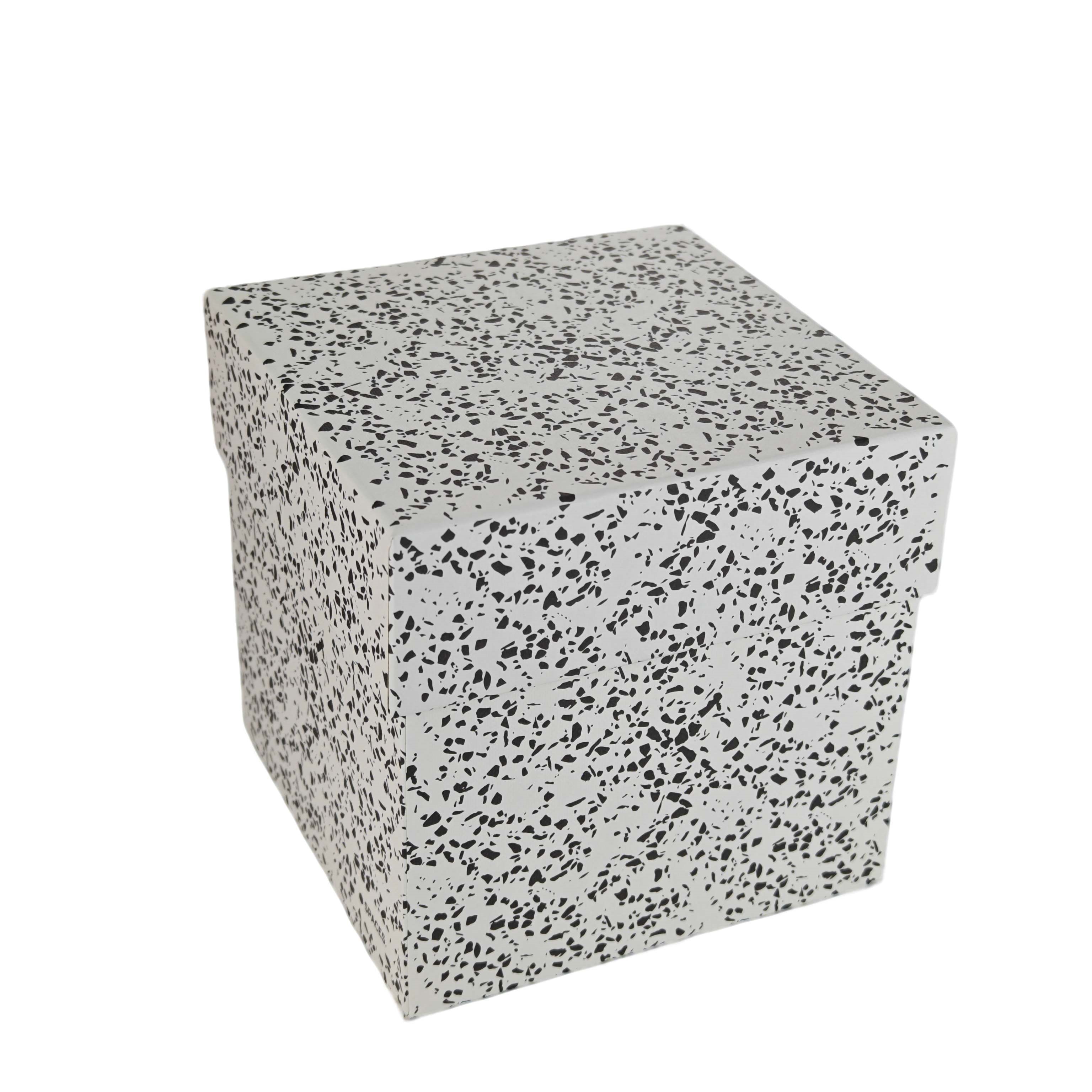  zweiteilige Box 